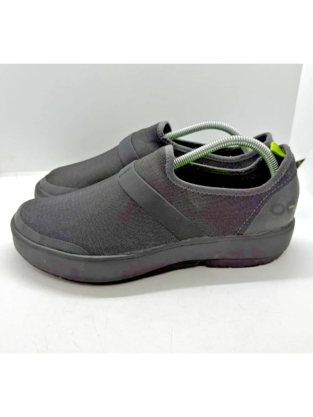 Oofos OOmg Low Eezee Women's Recovery Shoes Black Lime Green 9/40 Comfort Shoes
